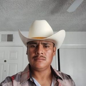 Meet your Posher, Manuel